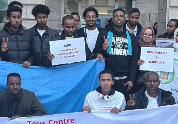 Brown Minimalist Podcast Promotion Youtube Thumbnail (4)